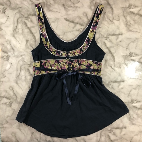 NWT Free People Navy Tank With Floral Accents Sz 2 - Picture 6 of 8